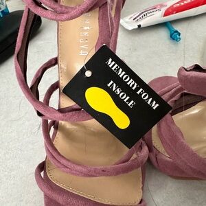 New never worn.  Bought for friends sweet 16 party